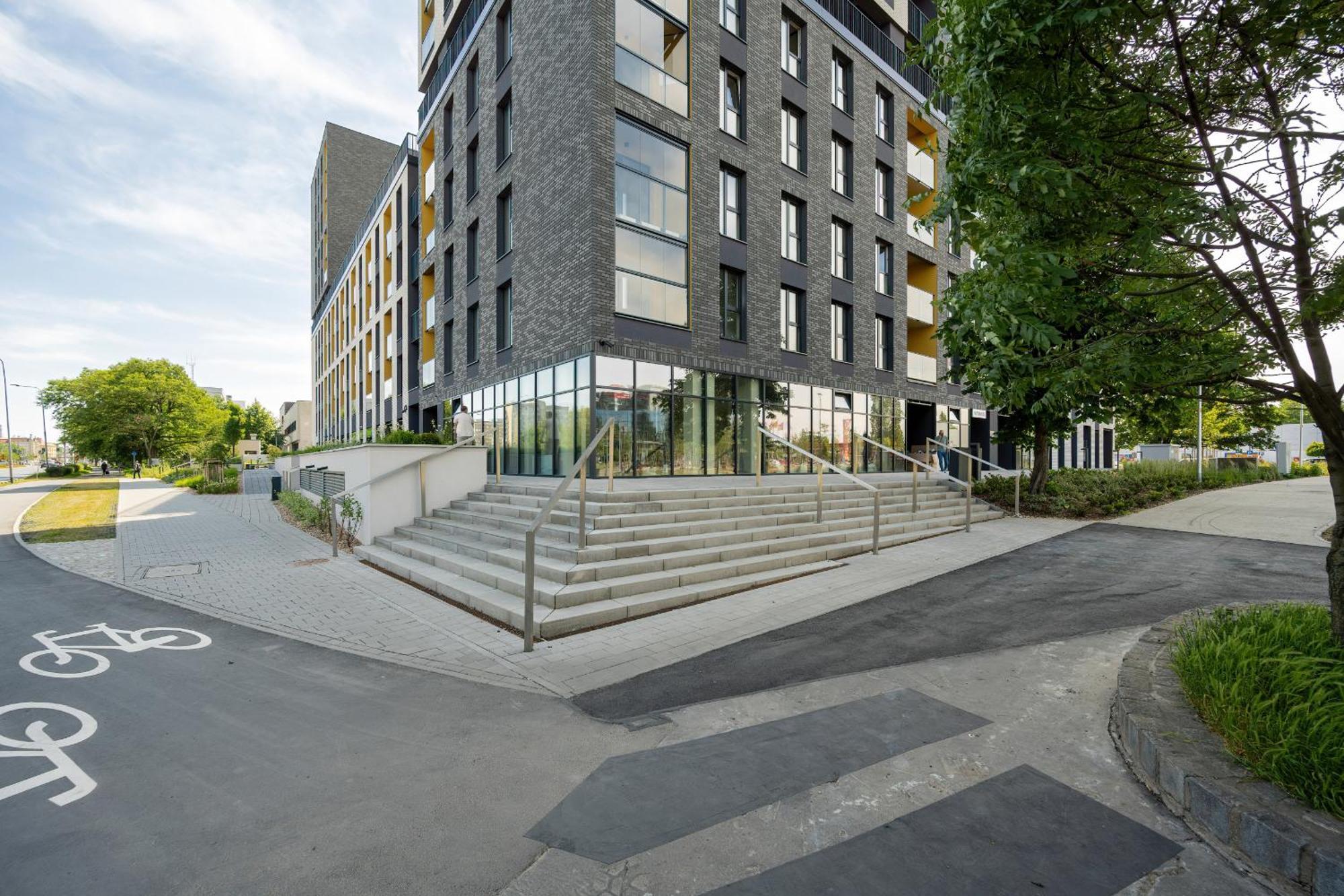 Apartamento Modern With Parking And Air-conditioning In By Renters