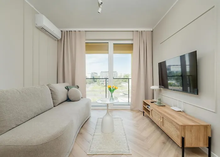 Modern Apartment With Parking And Air-Conditioning In Wroclaw By Noclegi Renters
